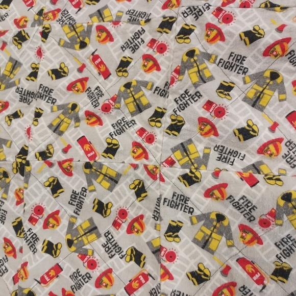 Handmade Reversible Quilted Rag Patchwork Blanket Bedding Play Mat Firetrucks - Picture 8 of 8